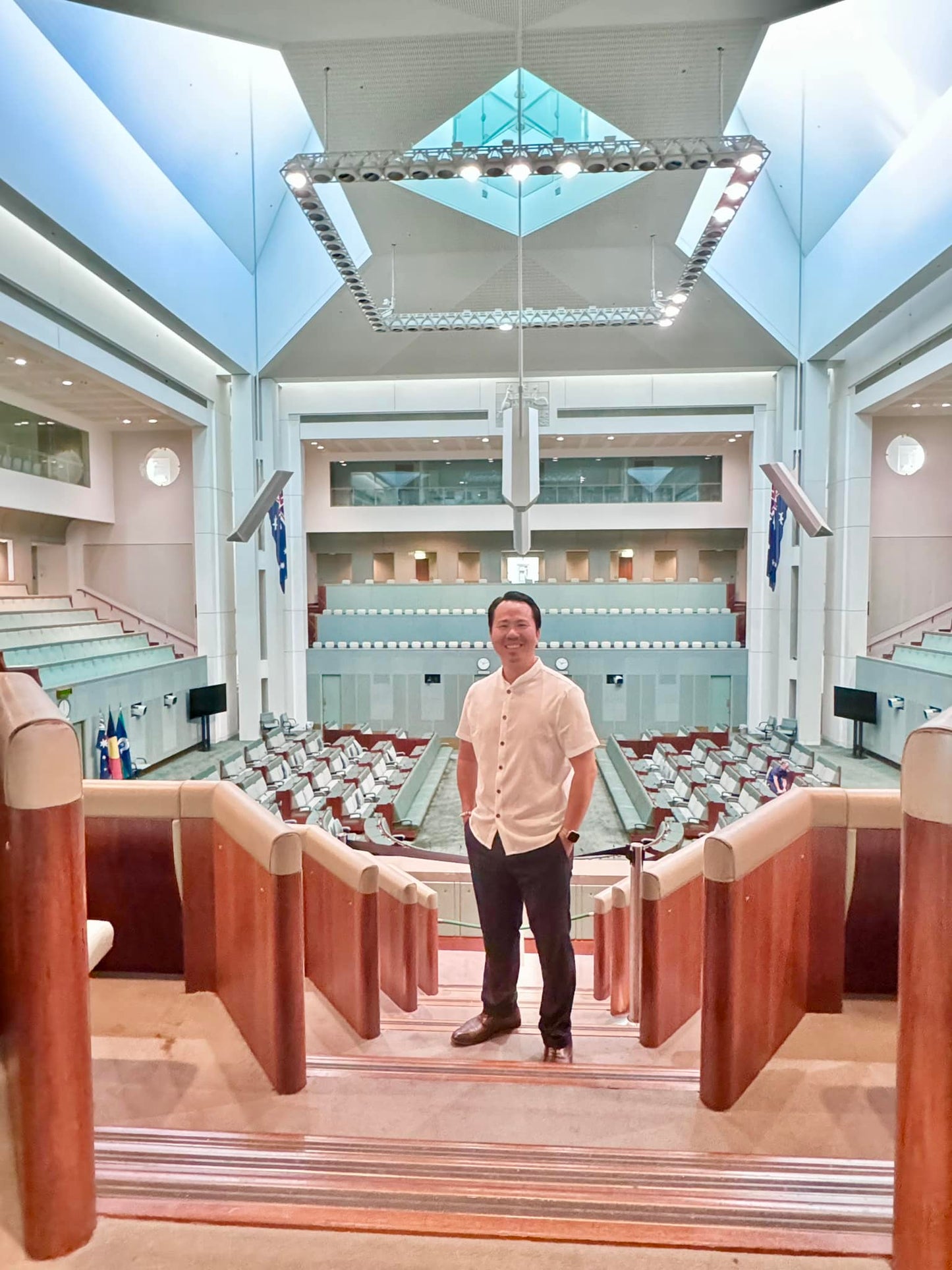 TOUR THỦ ĐÔ CANBERRA