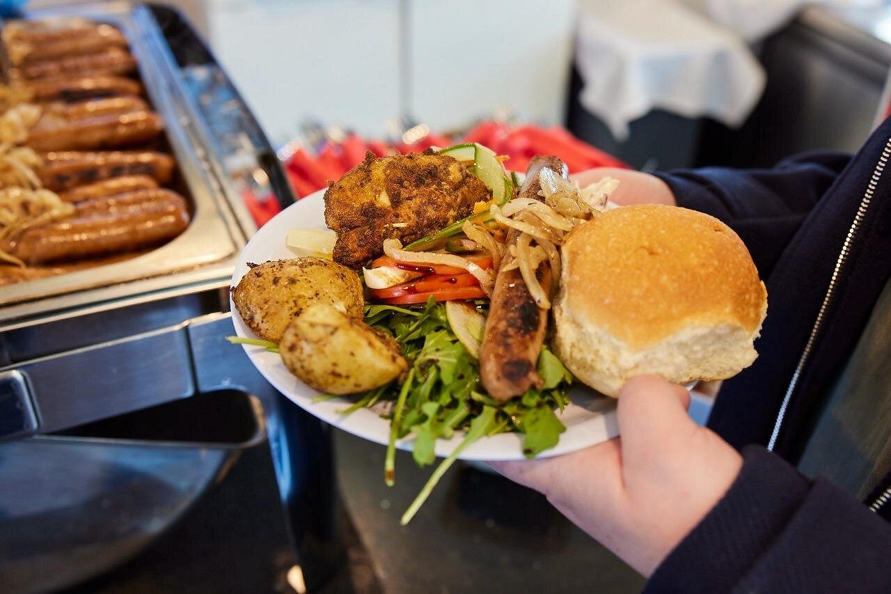 TOUR XEM CÁ VOI VÀ ĂN TRƯA BBQ CẢNG SYDNEY
