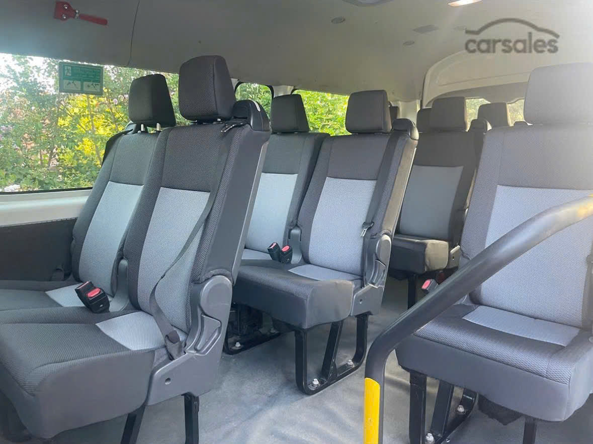 UBER - ĐƯA ĐÓN SÂN BAY XE RIÊNG