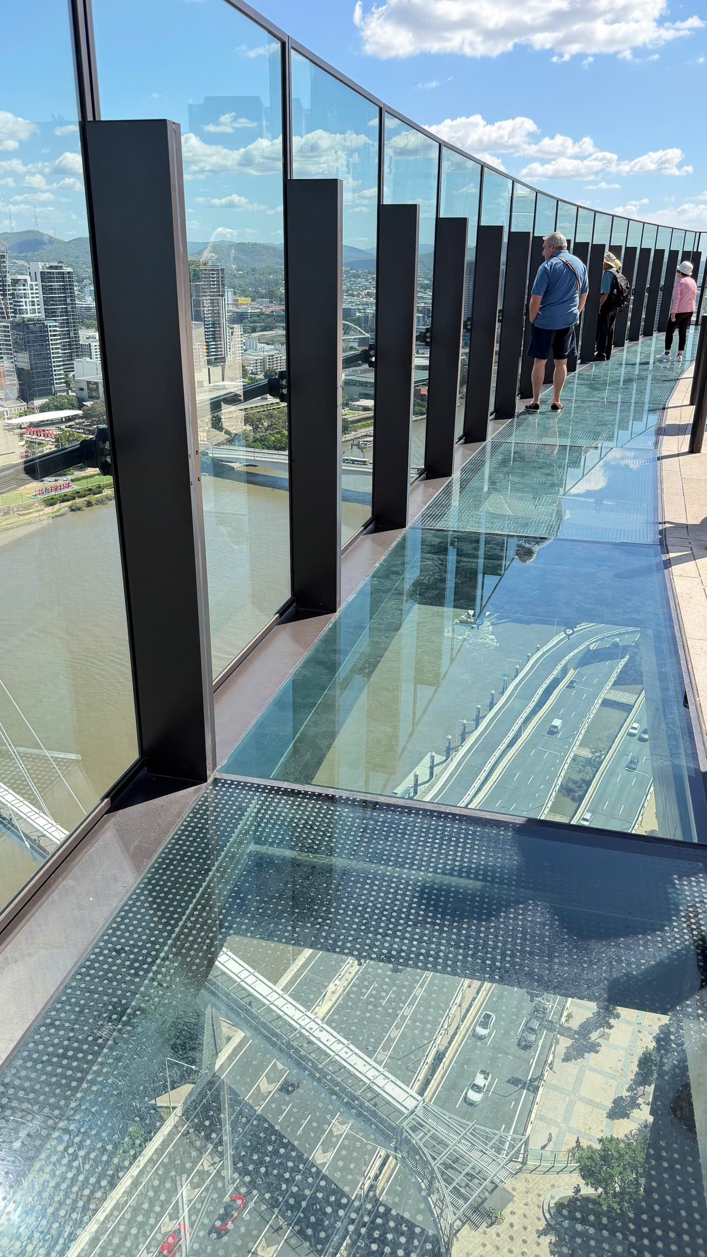 BRISBANE CITY TOUR