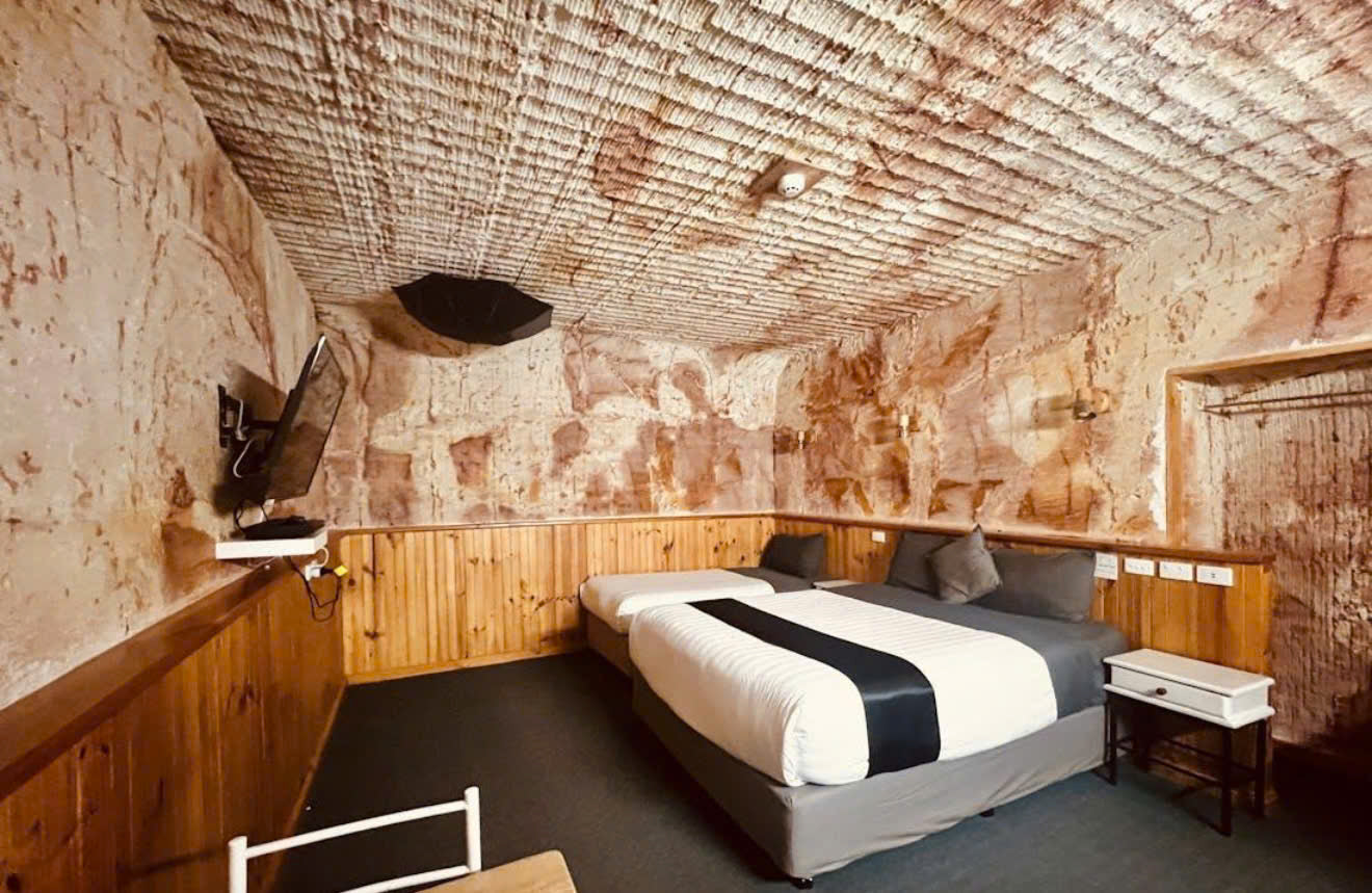 ADELAIDE – COOBER PEDY 4 NGÀY 3 ĐÊM